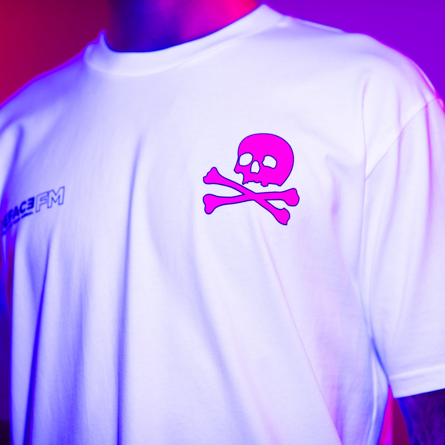 Deface FM Rise High Tee (White)