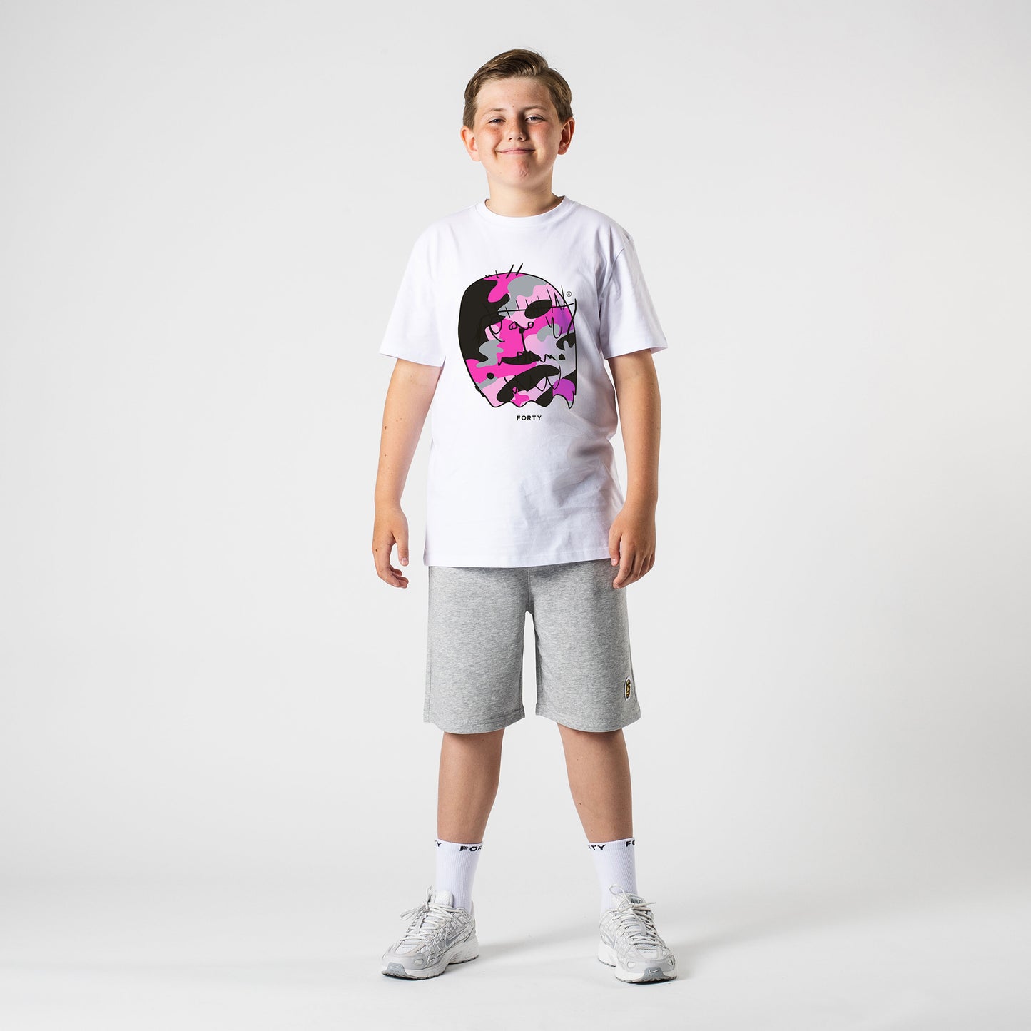 Junior Benjamin Tee (White/Pink)