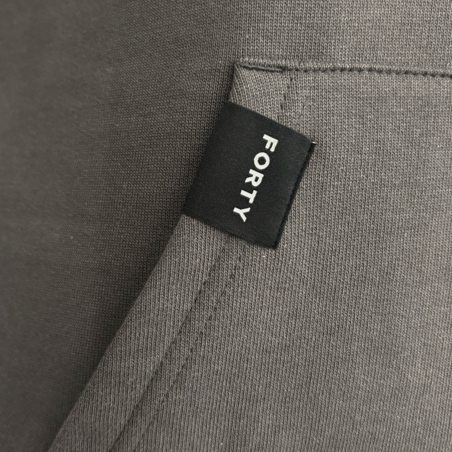 Essential Tom Hoodie  (Anthracite)