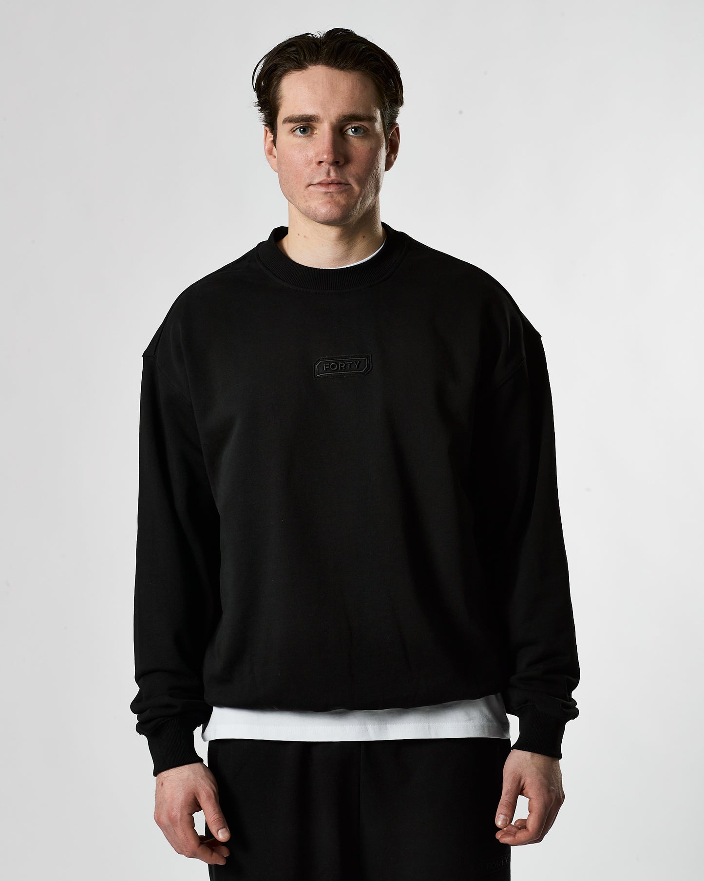 Lifestyle Murgatroyd Felt Appliqué Sweat (Black)