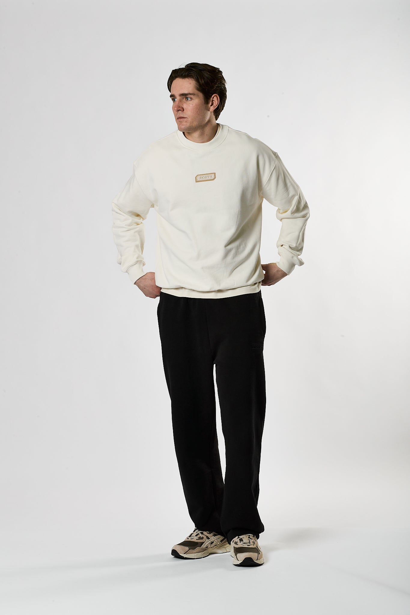 Lifestyle Murgatroyd Felt Appliqué Sweat (Butter)
