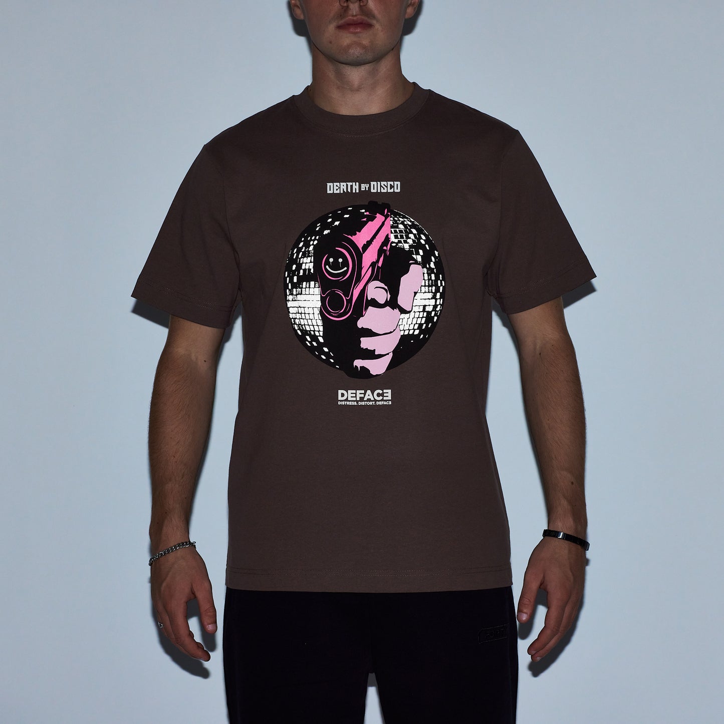 Deface Sentinal Tee (Coffee)