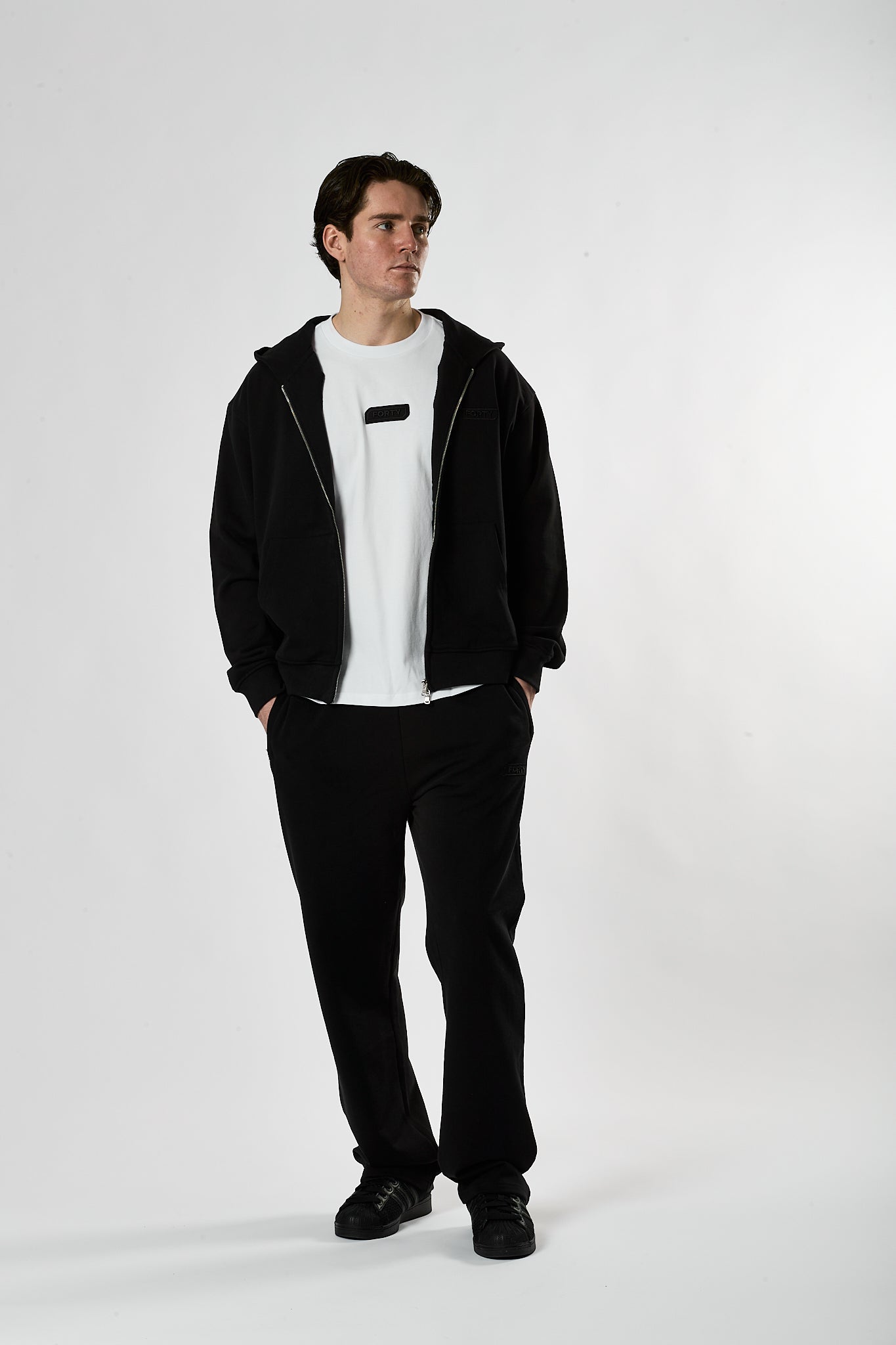 Lifestyle Murgatroyd Open Hem Jogger (Black)