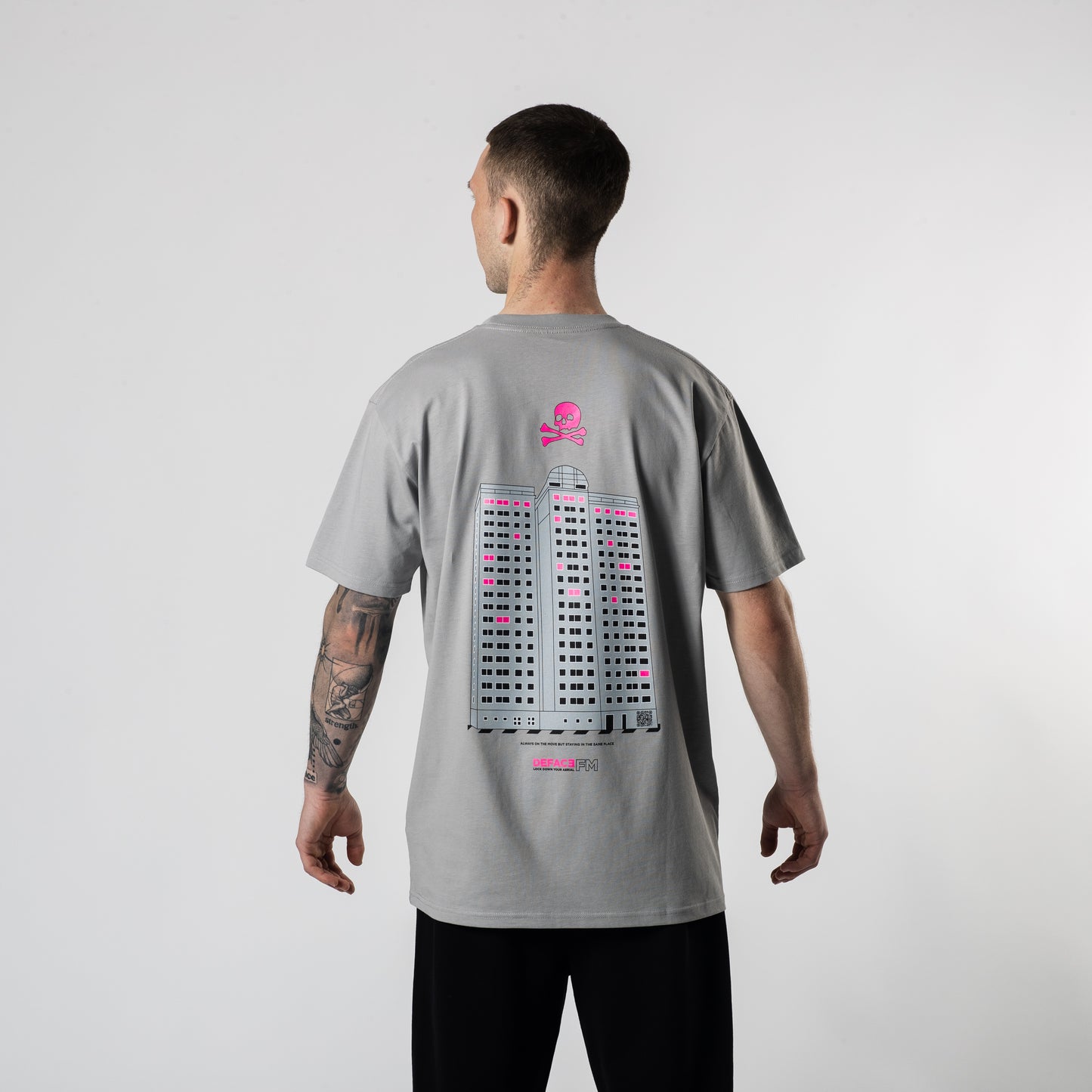 Deface FM Rise High Tee (Storm)