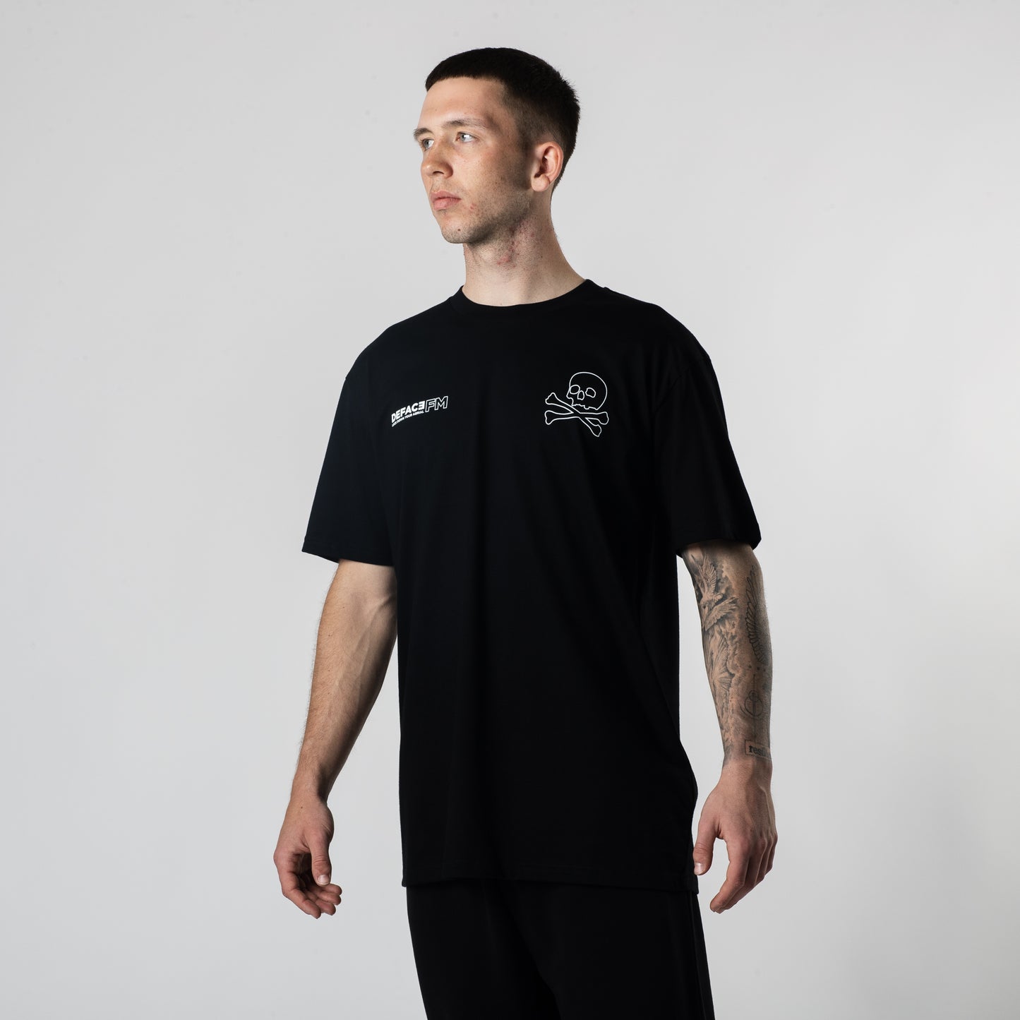 Deface FM Rise High Tee (Black)