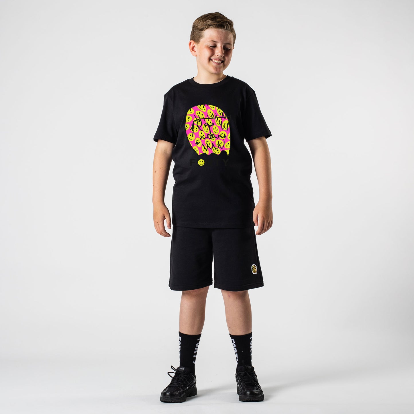 Junior Benjamin Smiley Tee (Black/Neon Pink)