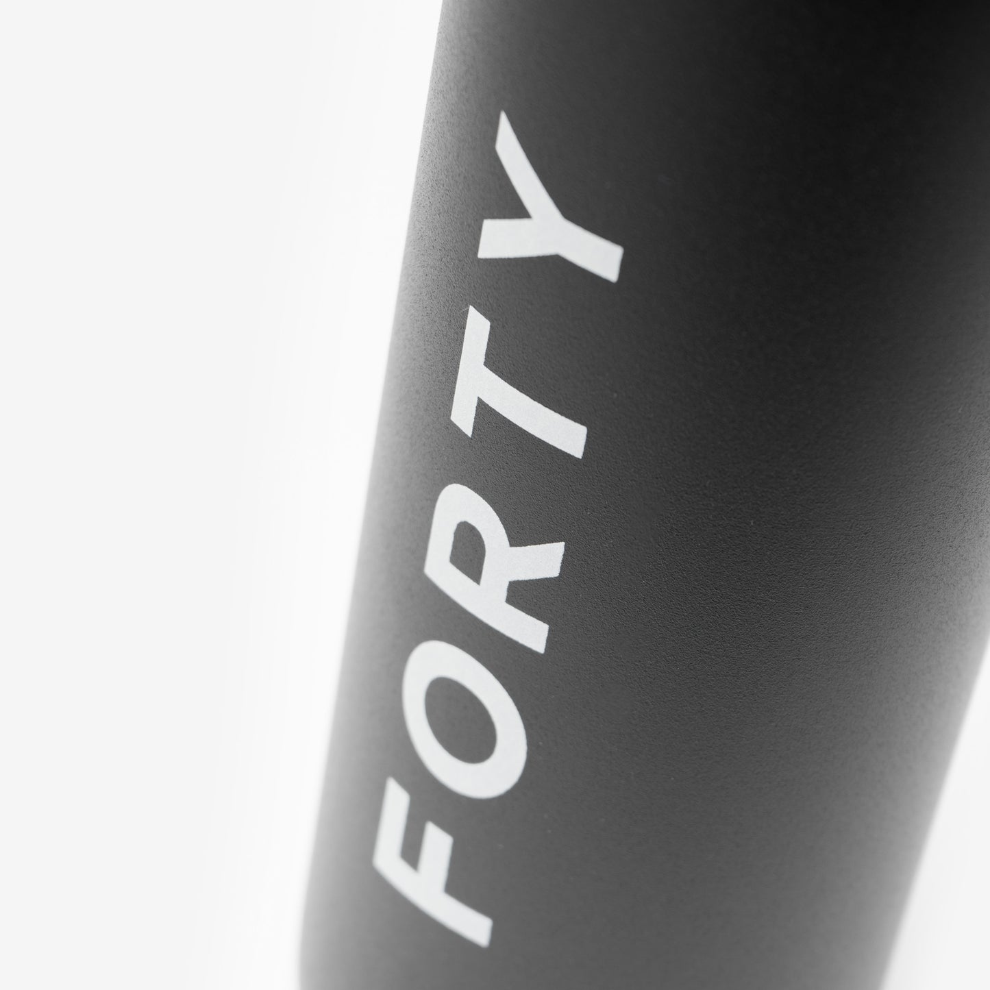 FORTY 800ml Water Bottle (Matte Black) xccscss.