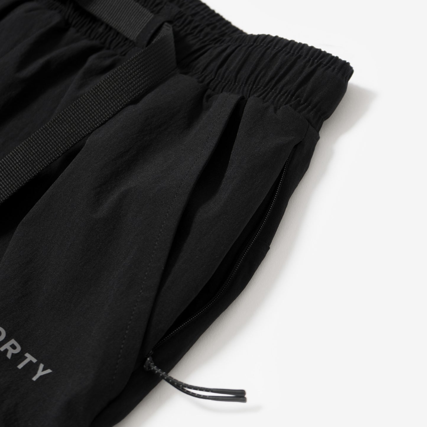Lenox Tech Cargo Shorts (Black) xccscss.