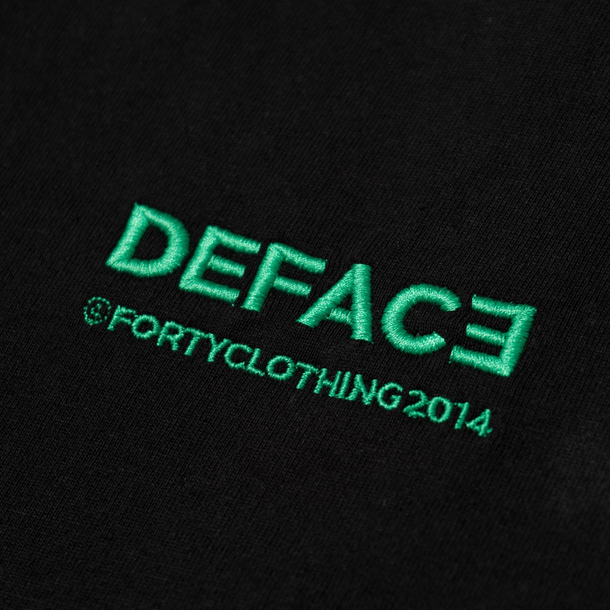 Deface TOPO Tee (Black/Green) – Forty Clothing